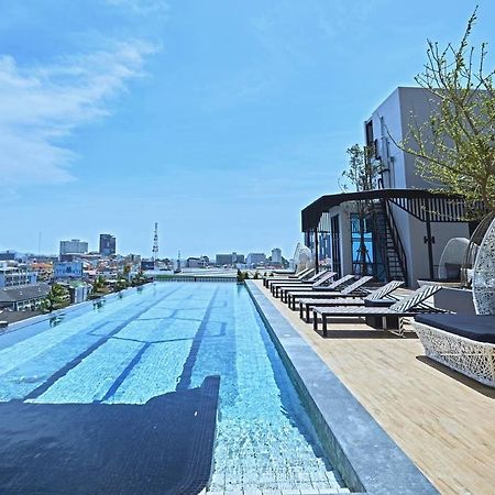 Chezzotel Pattaya Luaran gambar